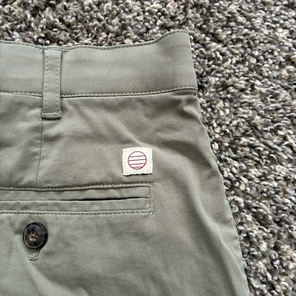 Marine Layer Men's 32 Olive Green Casual Chino Shorts
